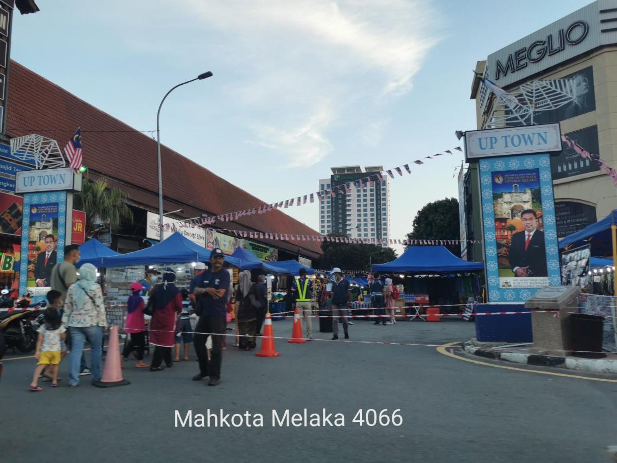 Homestay Melaka Mahkota Melaya Raya Zewnętrze zdjęcie